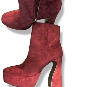 Women's ankle boots